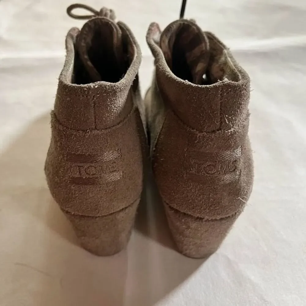 Toms Suede Desert‎ Bootie Lace Up Wedge Ankle Heel Boots Sz 8 - Picture 3 of 8